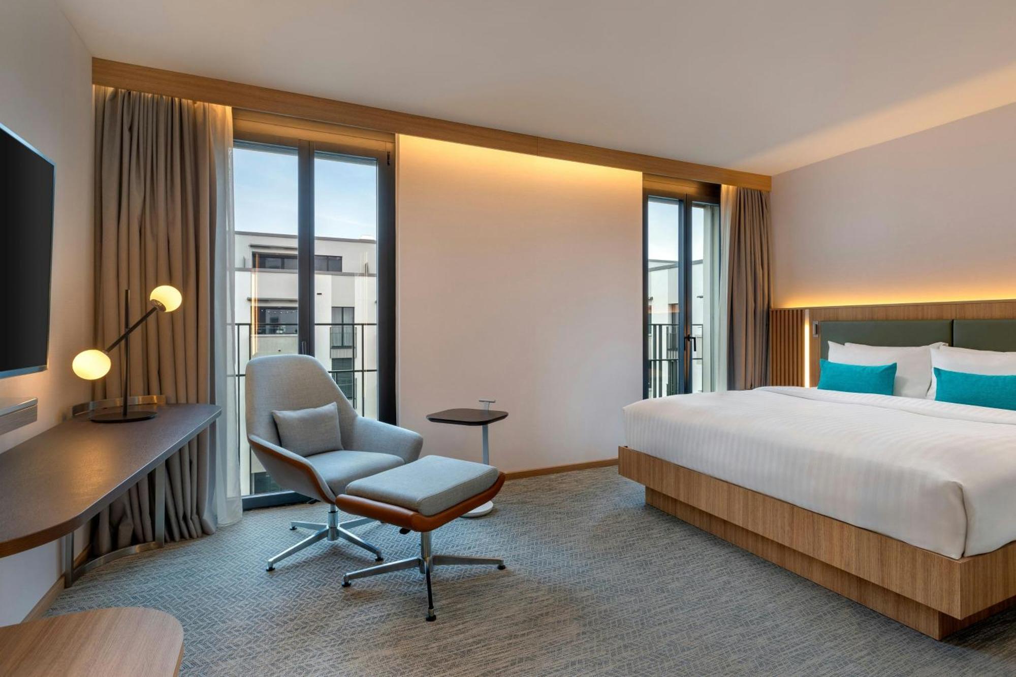 Courtyard By Marriott Biel Bienne Hotel Exterior photo